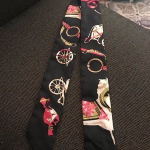 100% authentic Hermès twilly scarf